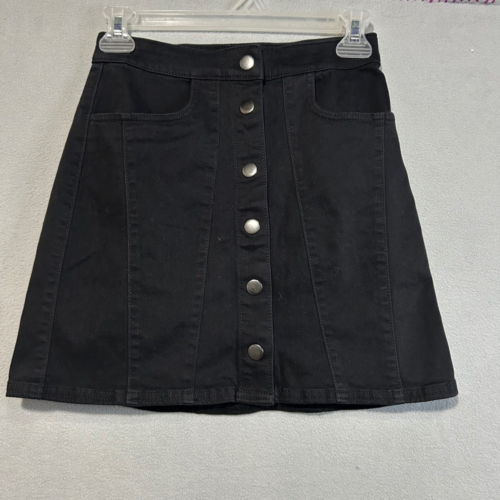 EXPRESS Black Mini Skirt Womens Size 00 Button Front and Pockets A-Line‎